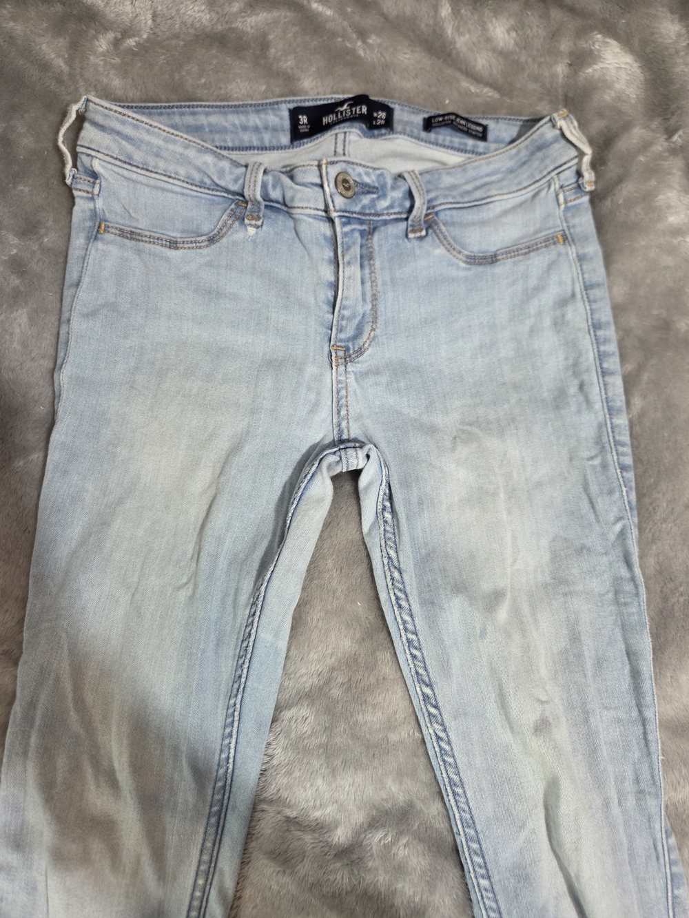 Hollister Light Blue Low Rise Skinny Jeans for Women - Stretch